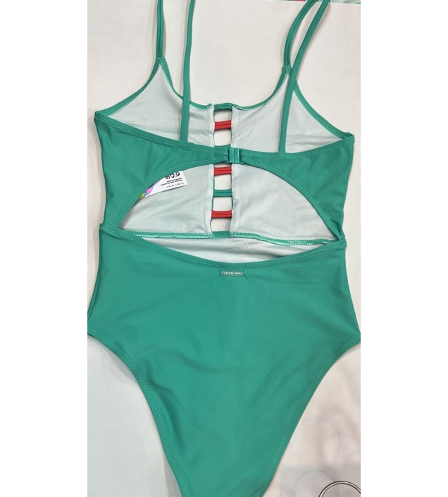 BAÑADOR ISABEL MORA 2