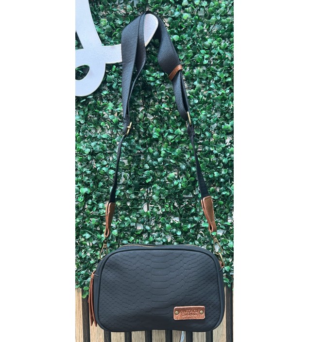 BOLSO BANDOLERA MULTICOMPARTIMENTO 2