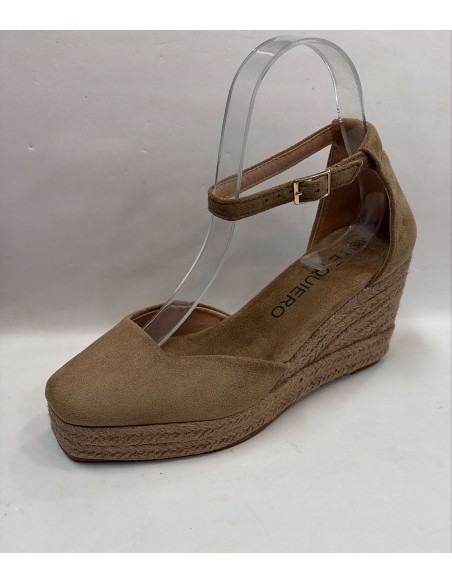 ESPARTTEÑA-CON-CUÑA-DE-MUJER