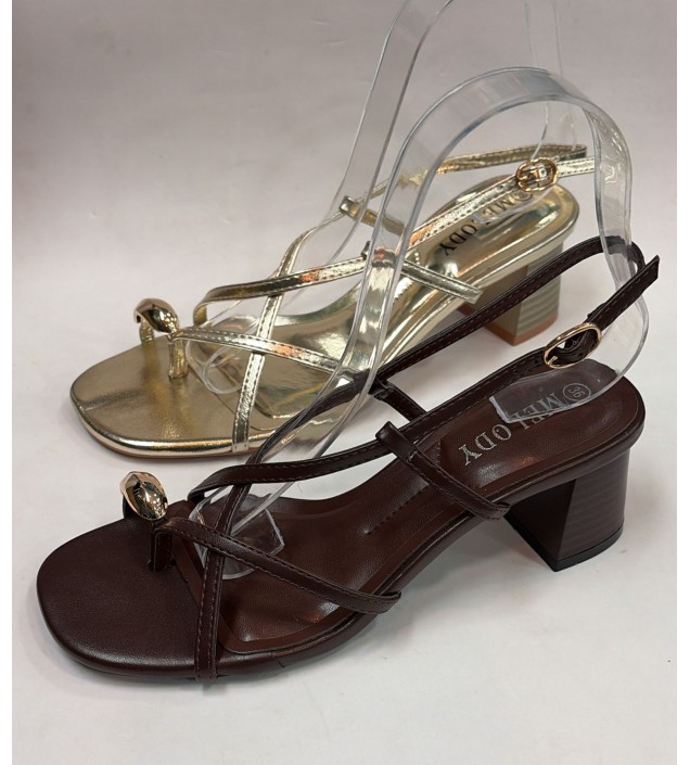 SANDALIA MARRON / DORADA