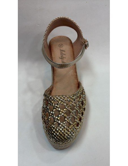 ESPARTEÑA-DE-CUÑA-PARA-MUJER-DORADA