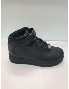 BOTIN DEPORTIVO BLANCO Y NEGRO 2