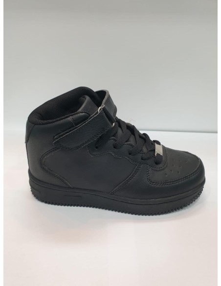 BOTIN DEPORTIVO BLANCO Y NEGRO