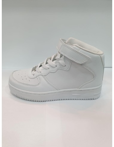 BOTIN DEPORTIVO BLANCO Y NEGRO