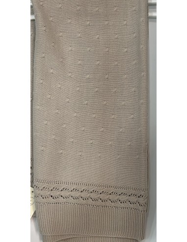 MANTA CUADRO CALADO TRENCITAS DE HILO